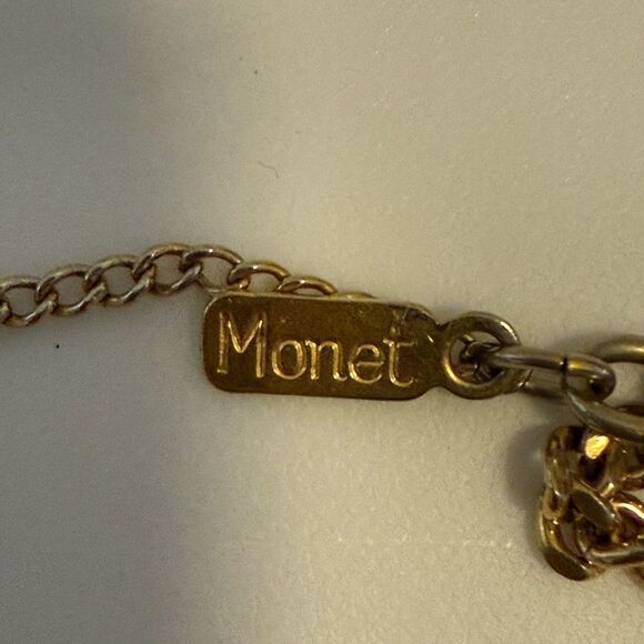 Monet Signed Vintage Chunky Chain Gold Tone Bracelet with safety chain. - Picture 4 of 8